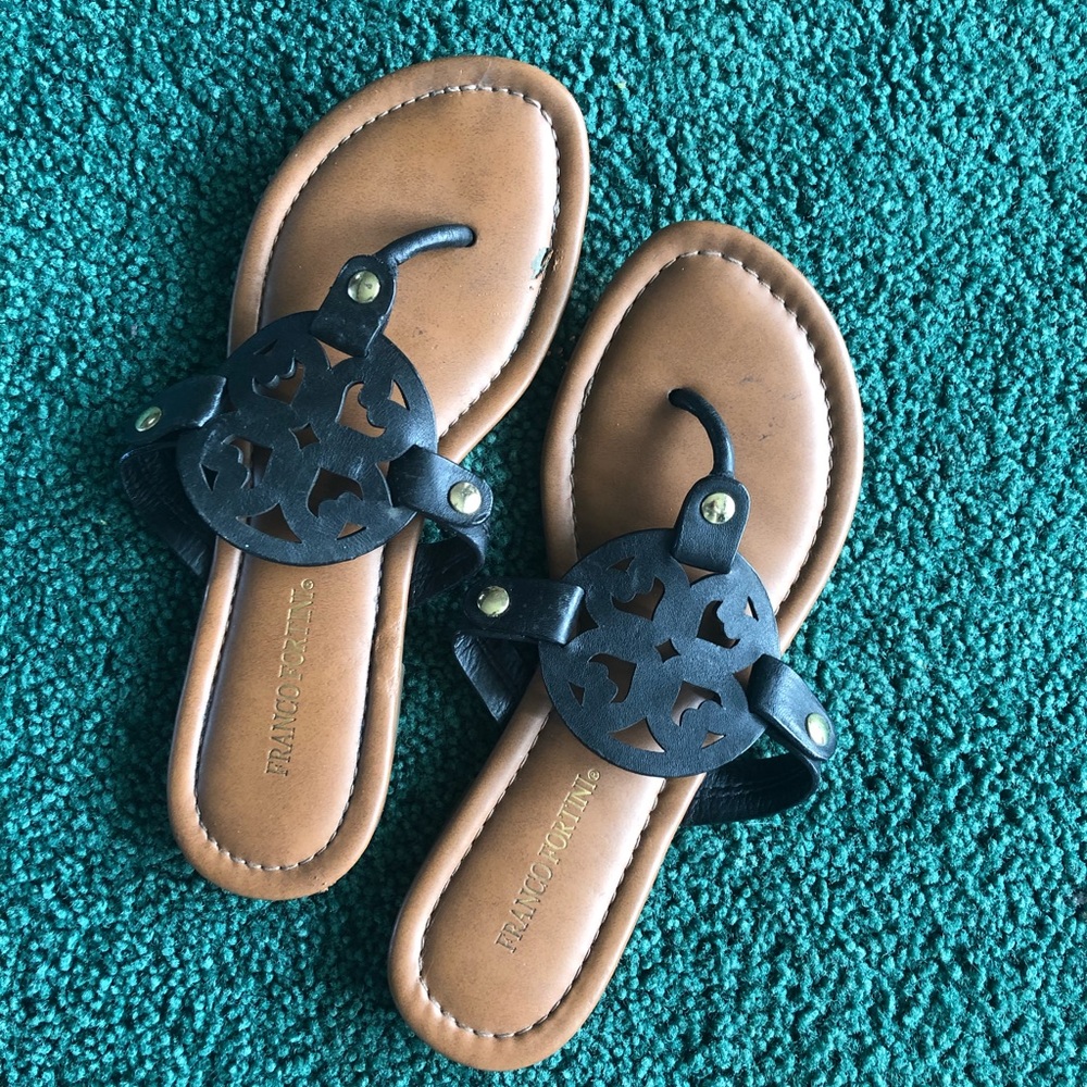 Girls sandals